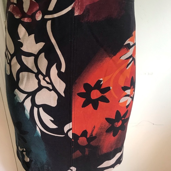 ETRO Italian dress STUNNING Exquisite Dressing - Picture 4 of 8